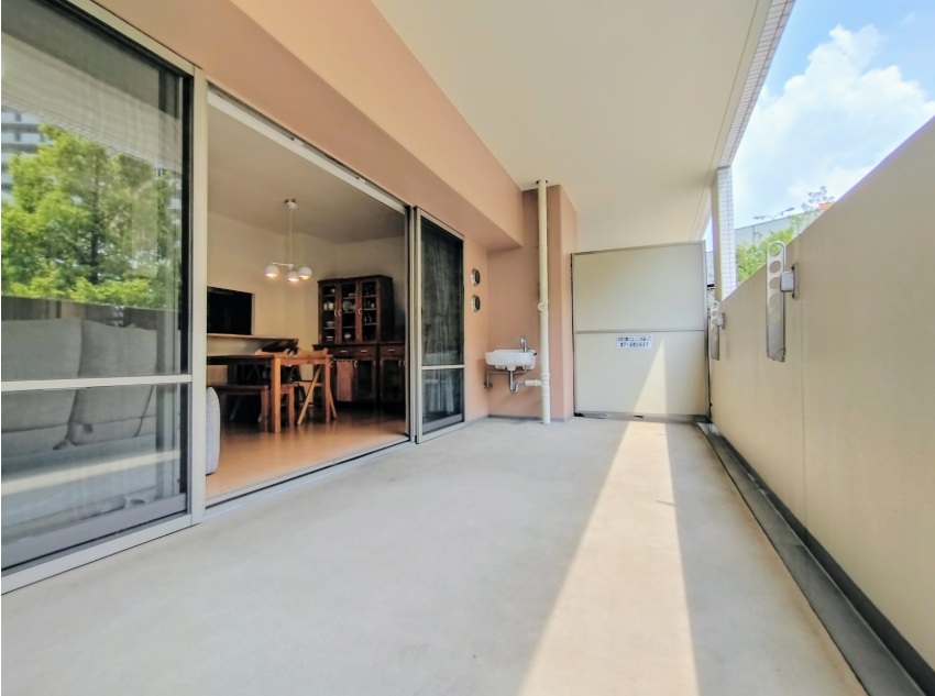 タイムズ・ピース・スクエアスイートガーデンシティ