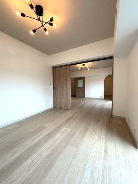 日商岩井京橋ハイツ