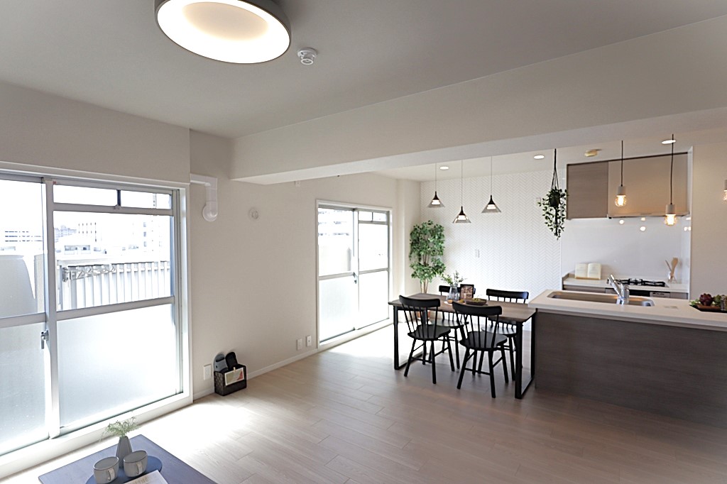 西つるみコーポ