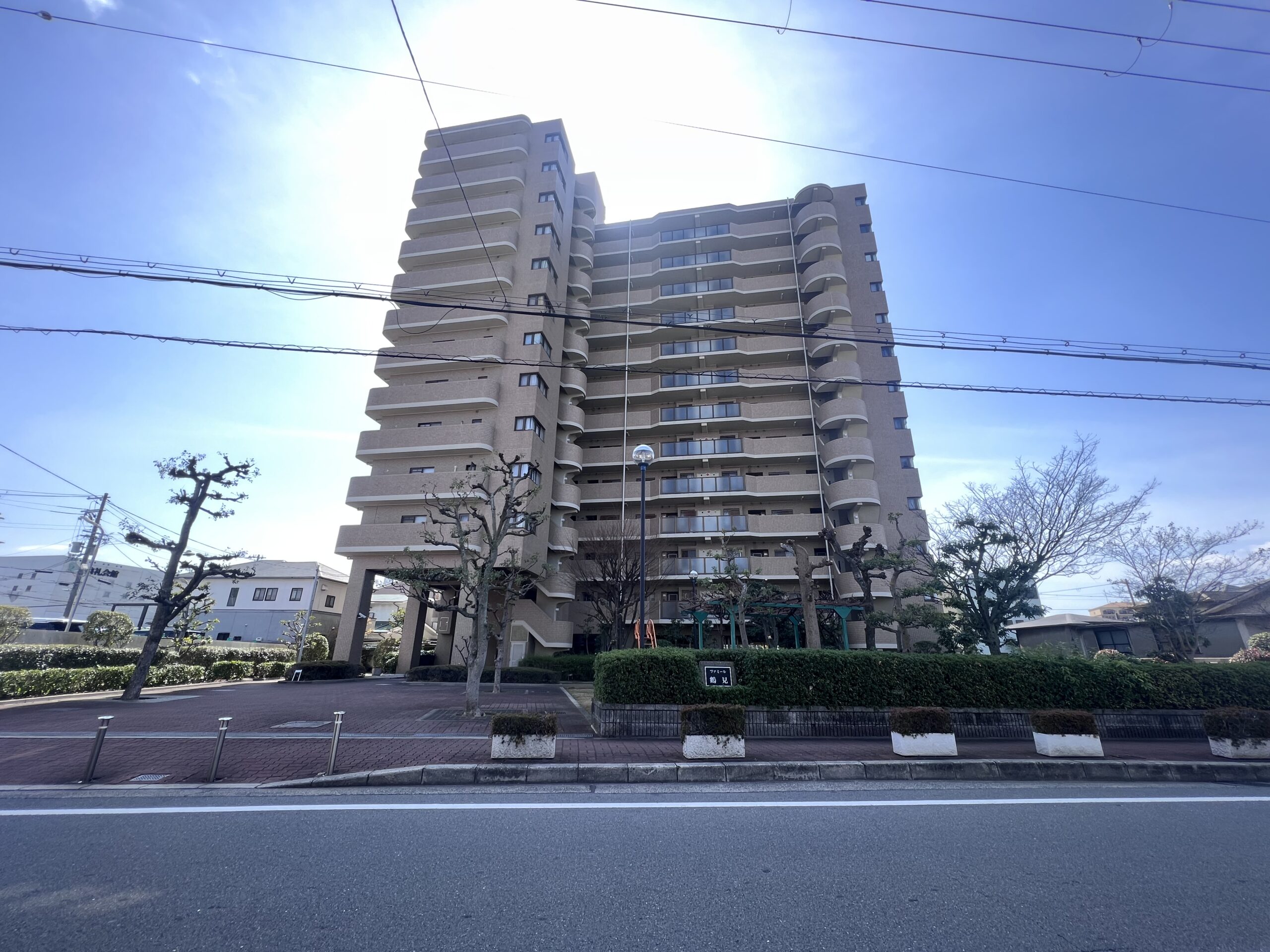 ファミール鶴見